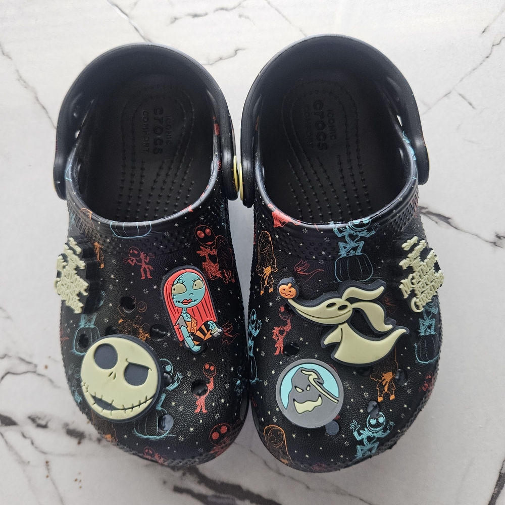 Kids Crocs with Halloween Characters - Black